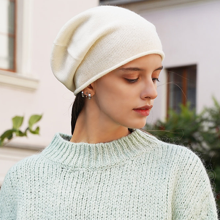 White Simple Style Knitted Cashmere Hat